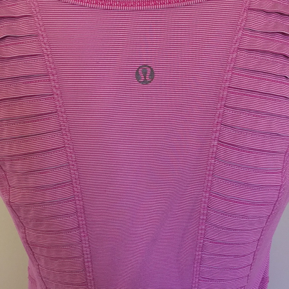 Lululemon Tank - Picture 4 of 5